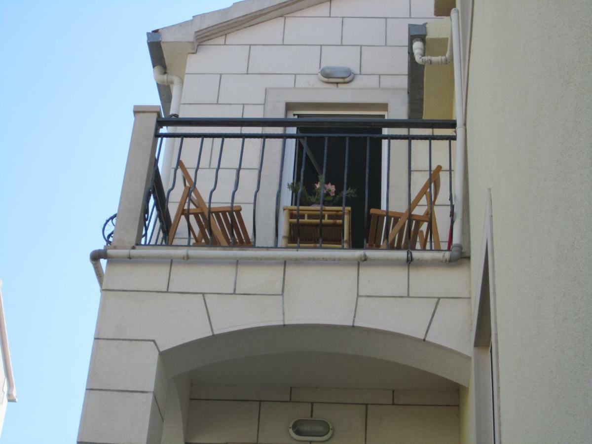 Nives B. Apartman Supetar Kültér fotó