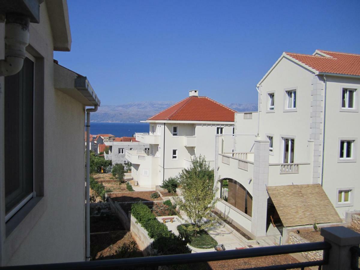 Nives B. Apartman Supetar Kültér fotó