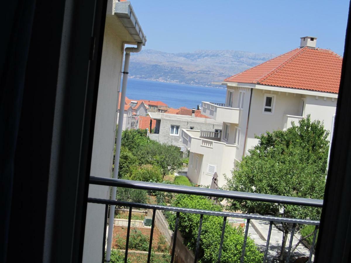 Nives B. Apartman Supetar Kültér fotó