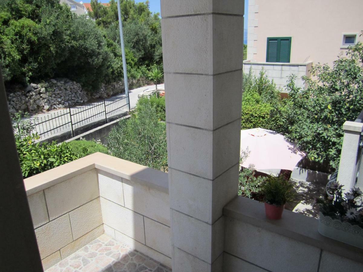 Nives B. Apartman Supetar Kültér fotó