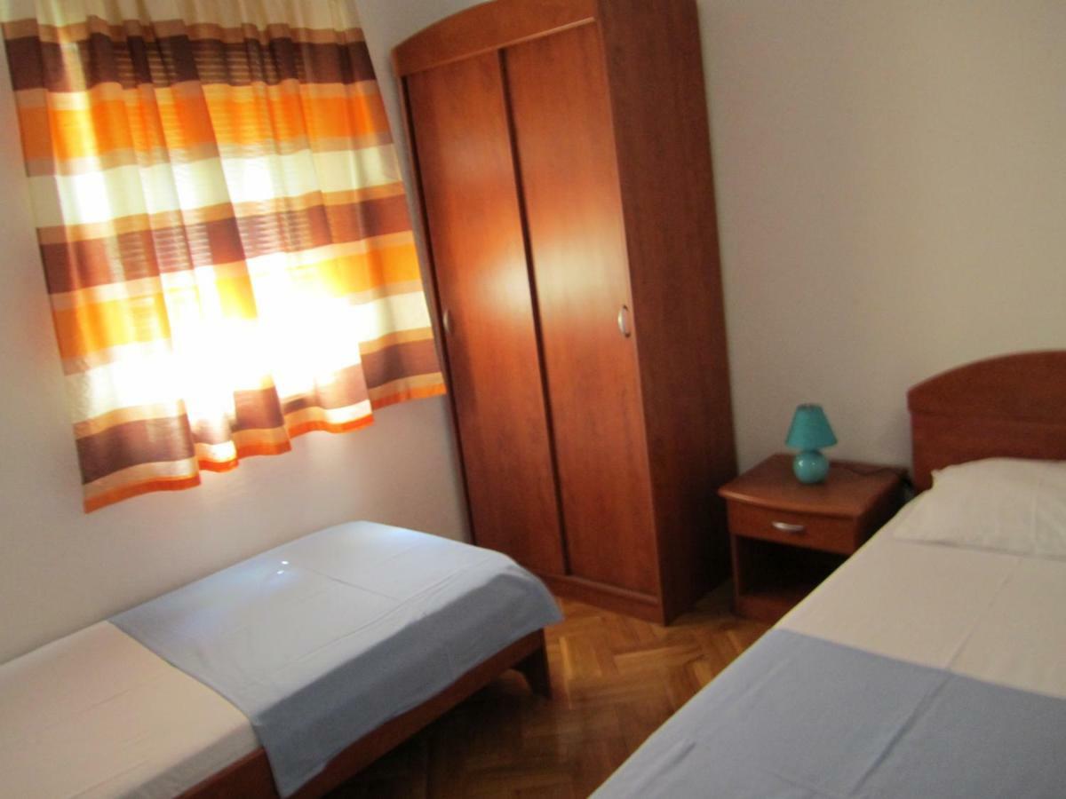 Nives B. Apartman Supetar Kültér fotó